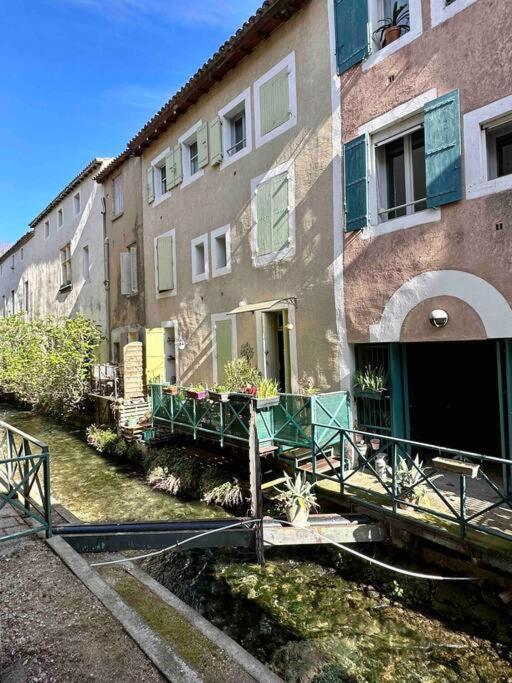 Lou Paseo : Appartement Brocante Centre Historique LʼIsle-sur-la-Sorgue Extérieur photo